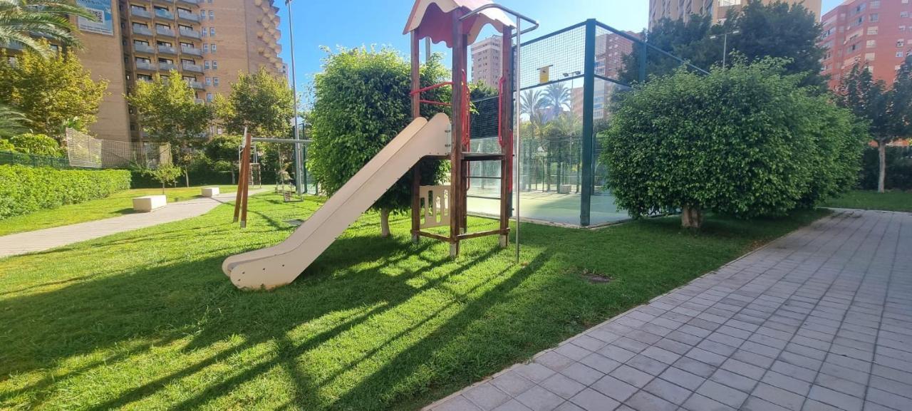 Apartamento Torre D'Oboe Vistas Al Mar เบนิดอร์ม ภายนอก รูปภาพ